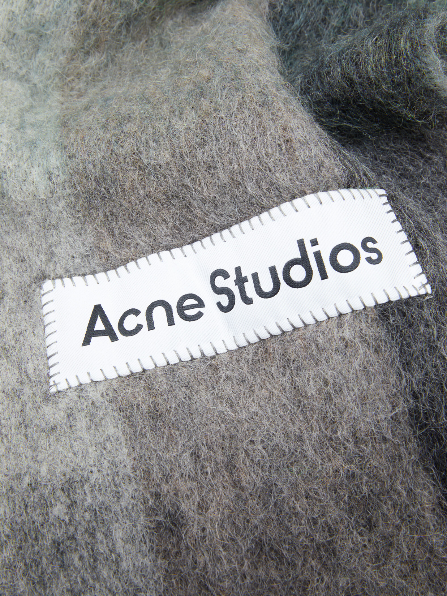 Mohair checked scarf