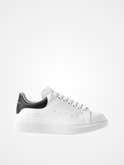 Men's Oversized Sneaker in White/black